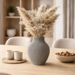 LINEA – Designvase mit Linienstruktur – Bild 2