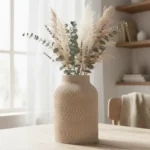 RHYMA – Designvase mit Wellenstruktur